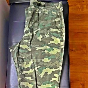 Camo Pixie Slim Pocket Straight Leg Pants